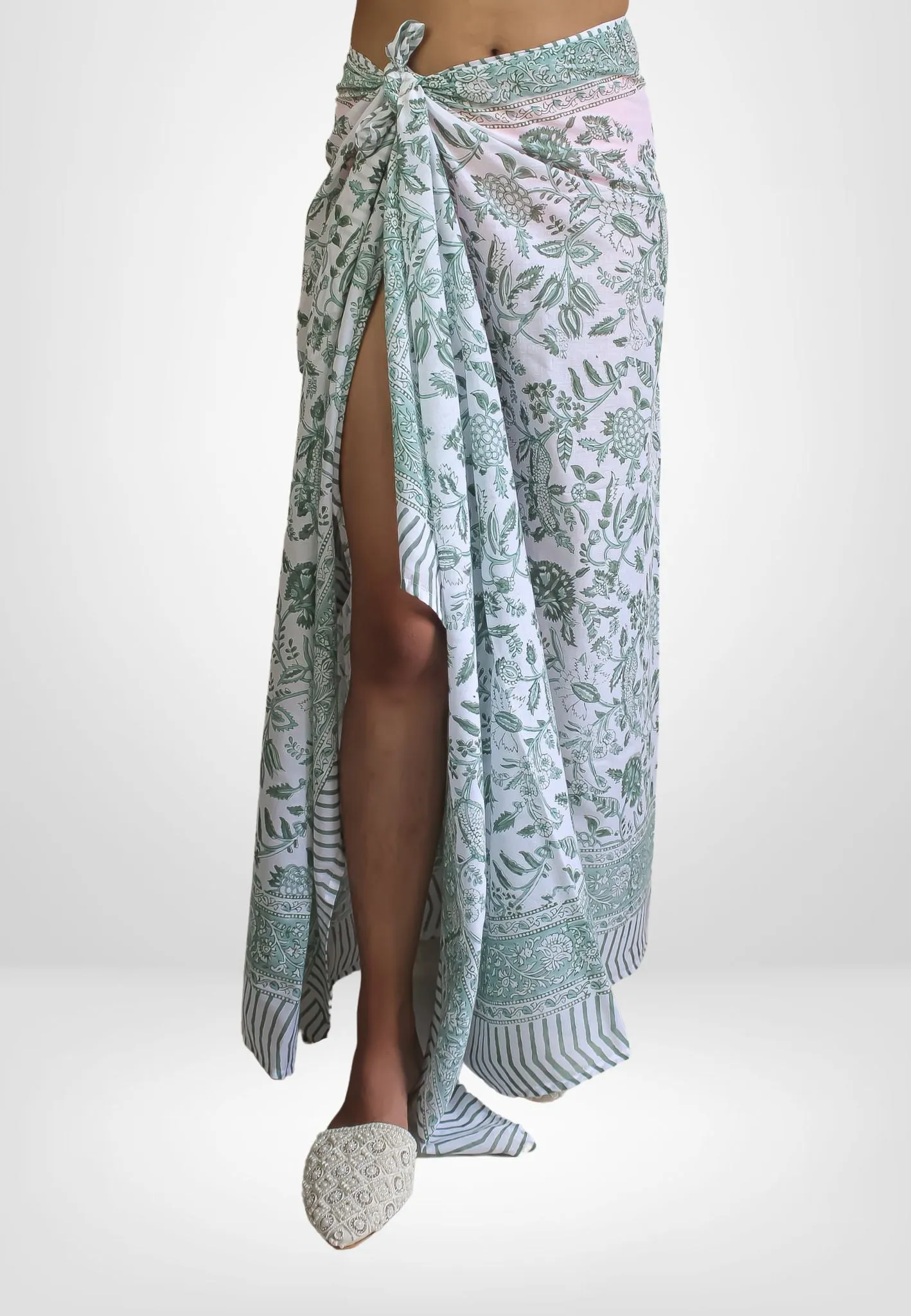Green Hydrangea Flower Beach Wrap