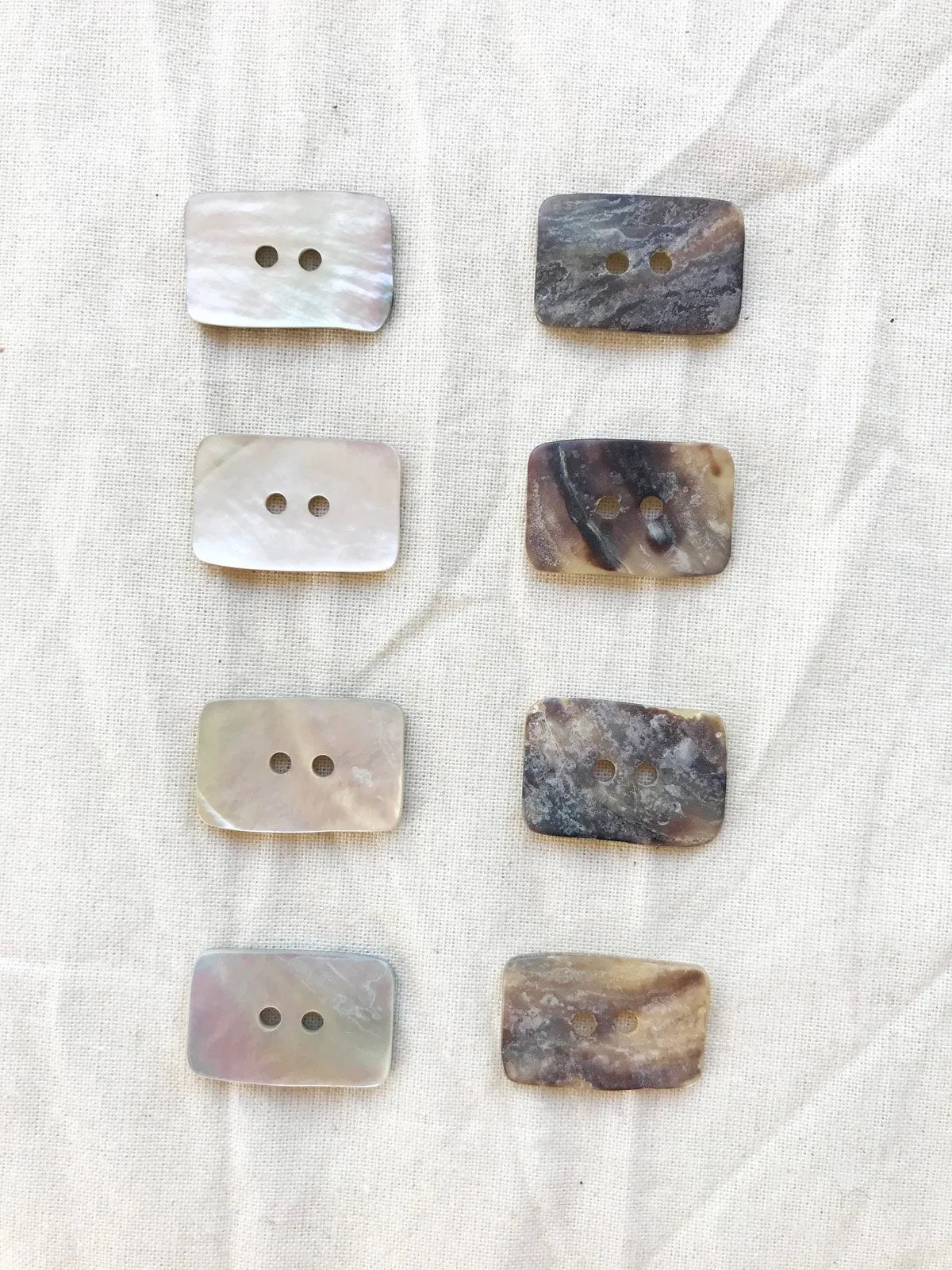 Light Shell Rectangle Buttons Per 6
