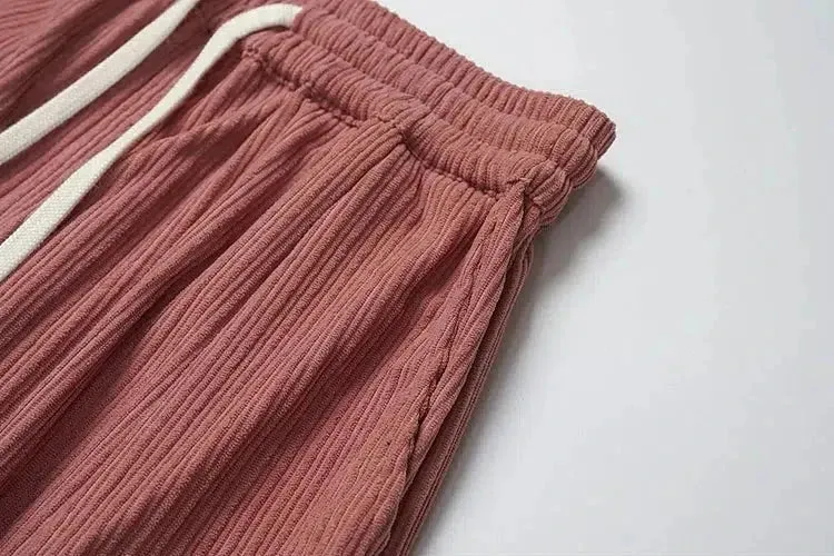 Relaxed Fit Pleated Drawstring Pants