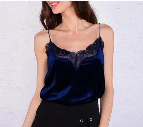 Women's Lace Velvet Cropped Top